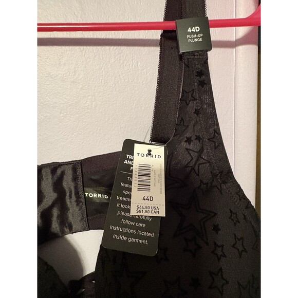 New Torrid Curve 44D Push Up Plunge Bra Black Goth Gothic Stars Punk  NWT - Picture 4 of 7